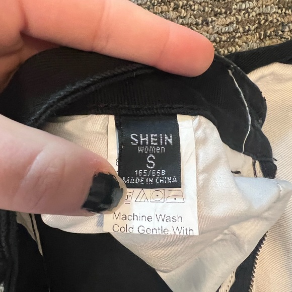 PATCHWORK jeans very good quality and condition (they just don’t fit me anymore) - Picture 4 of 4